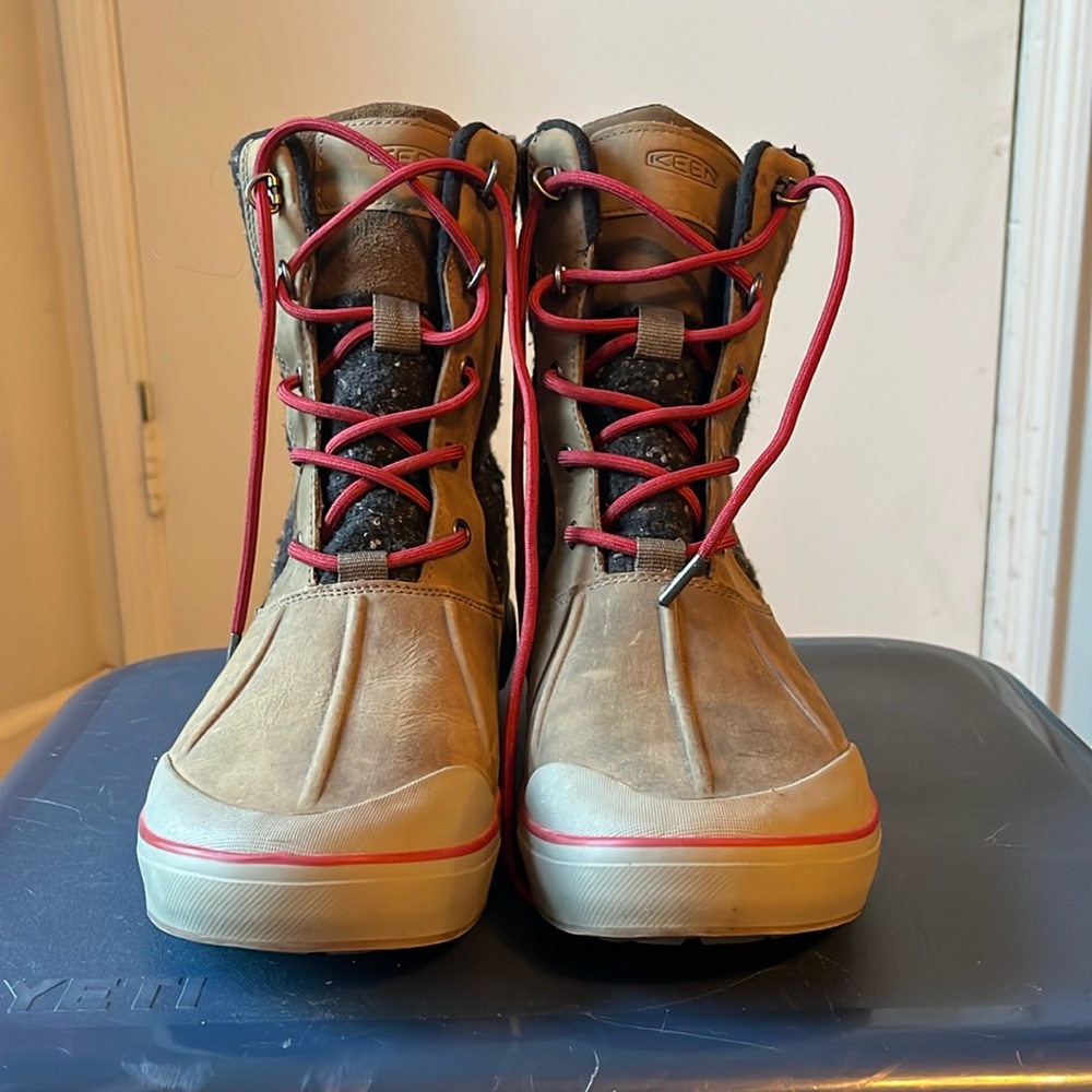 Women’s Keen Elsa II, Wool, Waterproof, size 10.5